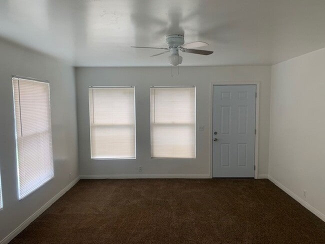 213 Oildale Dr Unit A