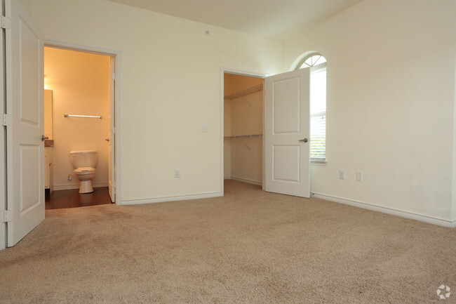 Bedroom - The Reserve Apartments