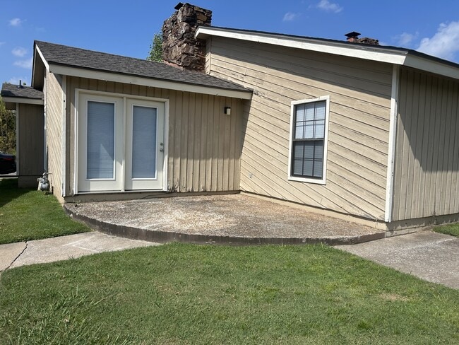 Building Photo - 13831 Turnberry Ln