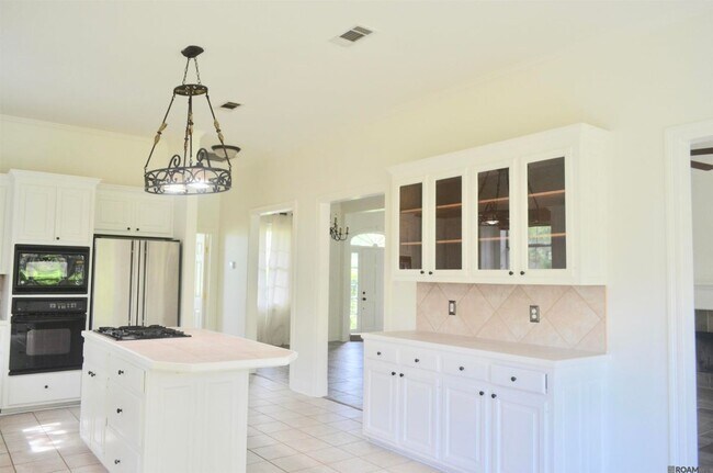 Photo - 36221 Cypress Way