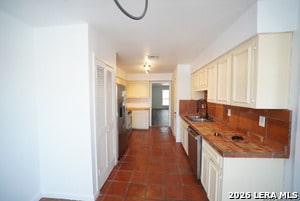 Photo - 7926 Broadway Unidad 102