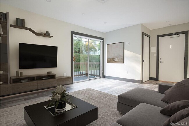 Photo - 8-12 South Blvd Unit 8-104