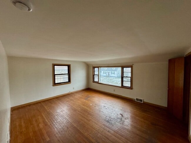 Photo - 22 Adams Ave Unit 2nd floor