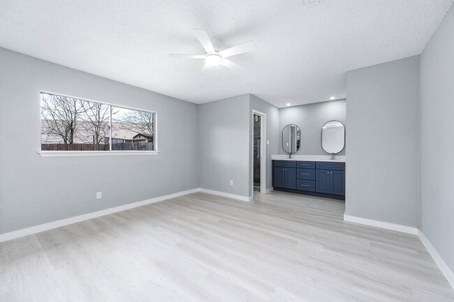Building Photo - 3610 Brier Gardens Dr