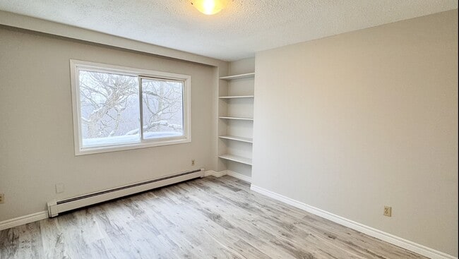 Photo - 10 Birkshire Ct