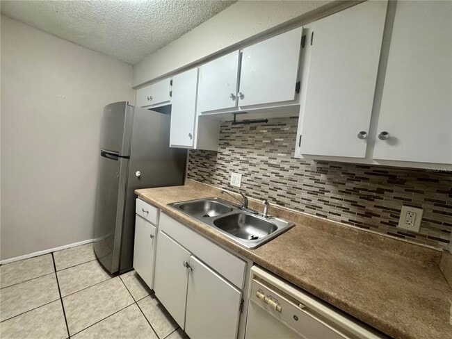5503 Pokeweed Ct Unit C