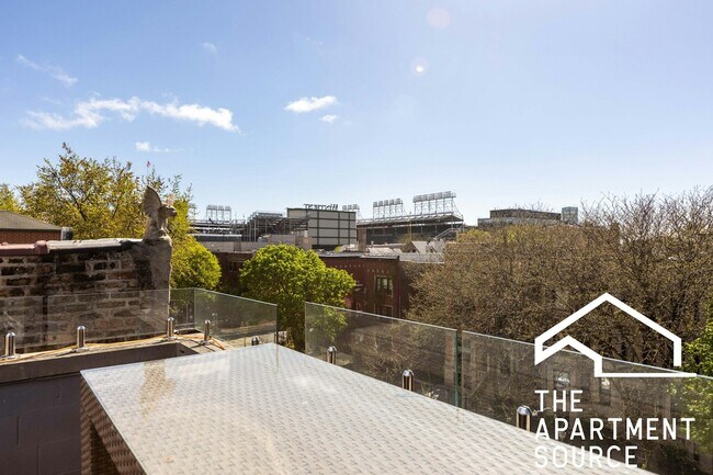 3739 N Sheffield Ave Unit 3