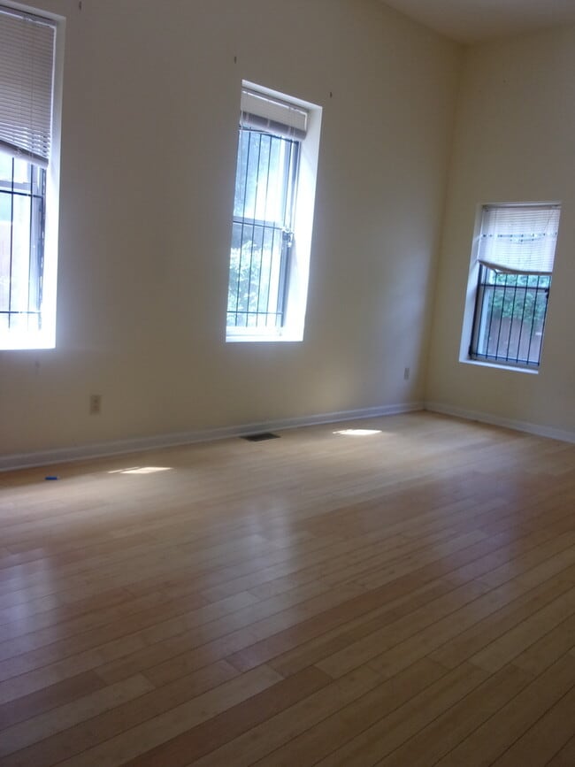 Photo - 1532 N 17th St Unit 1