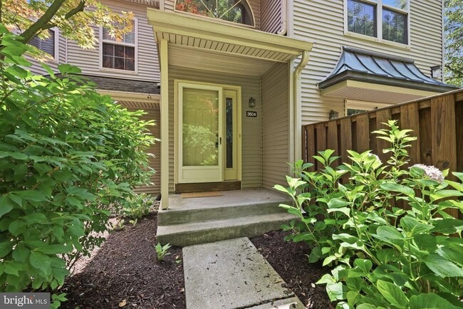 Building Photo - 3604 Waltham Ct