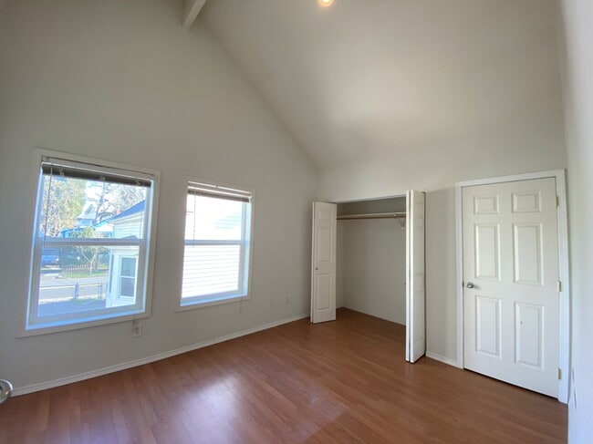 Photo - 632 NE Skidmore St