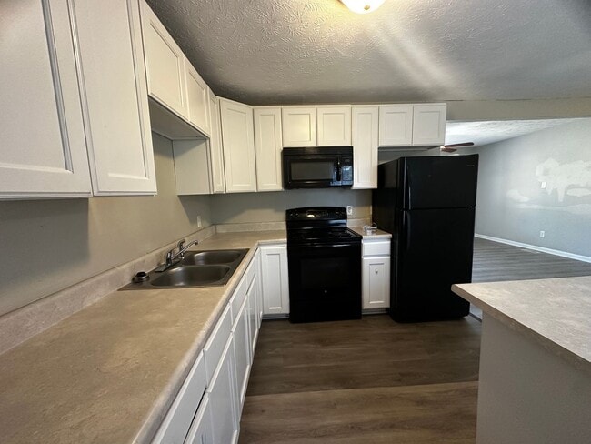 Photo - 6337 Paddington Ct