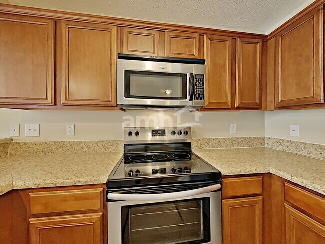 Photo - 2053 Leefield Dr