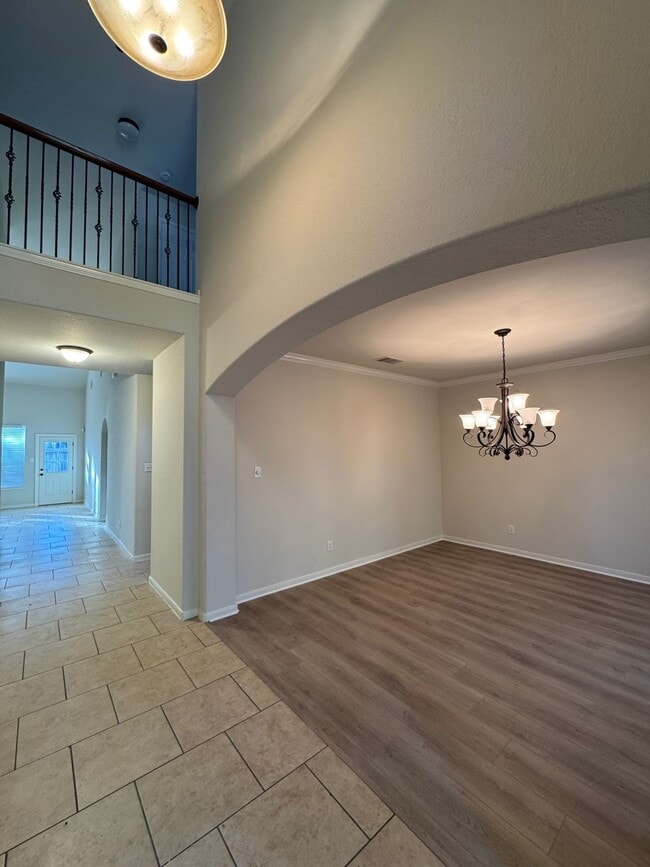 Photo - 34 N Montfair Park Cir