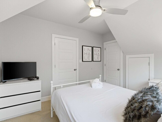 912 N Highland St Unit SI ID1633308P