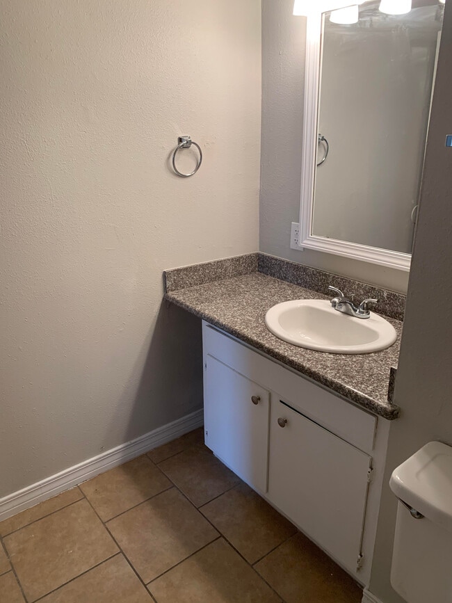 Building Photo - Patriot Pointe (formally Beacon Pointe) Rental