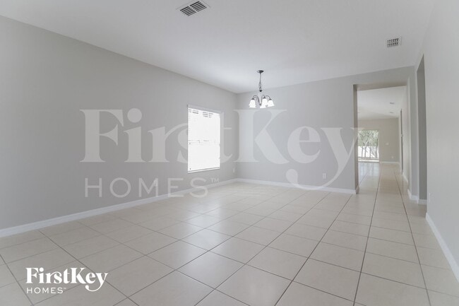 34208 Alameda Dr