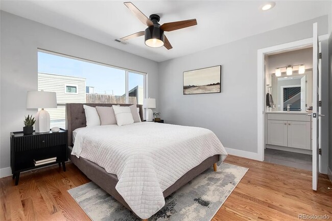 Photo - 4926 Lowell Blvd