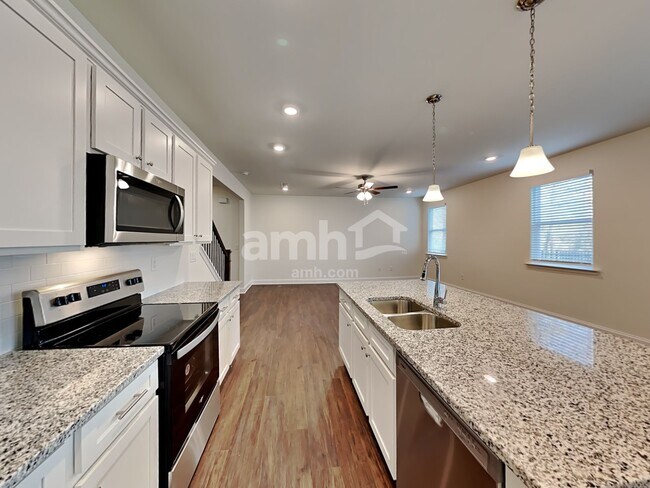 Photo - 589 Smt Vw Ln