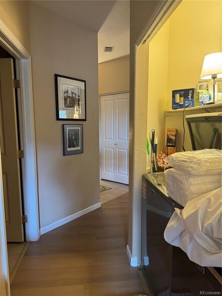 Photo - 7435 S Alkire St Unidad 102