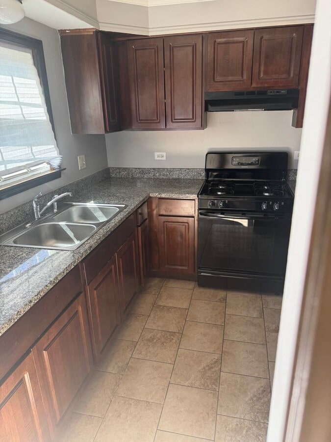 Photo - 4Br 2Ba Tri-level home