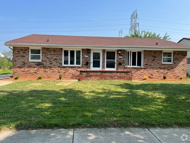 Building Photo - 1212 E Sylvan Ave Unit 1214 Rental