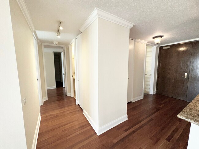 Photo - 360 E Randolph St Unit 807