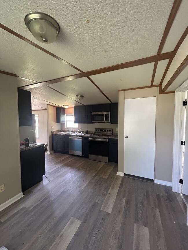 Photo - 302 Wilson Dr