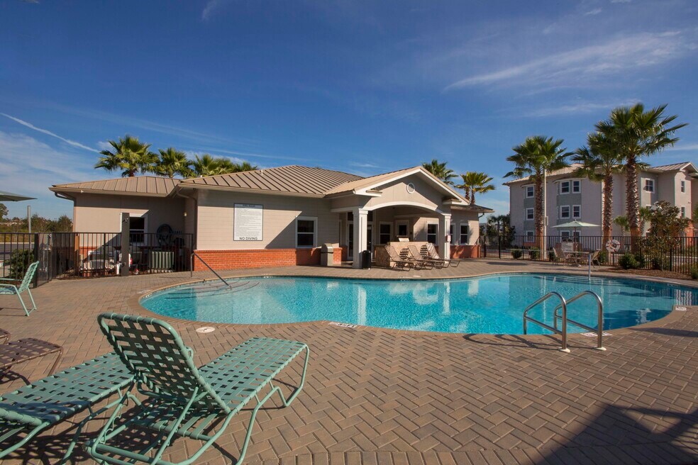 Pinnacle at Hammock Square