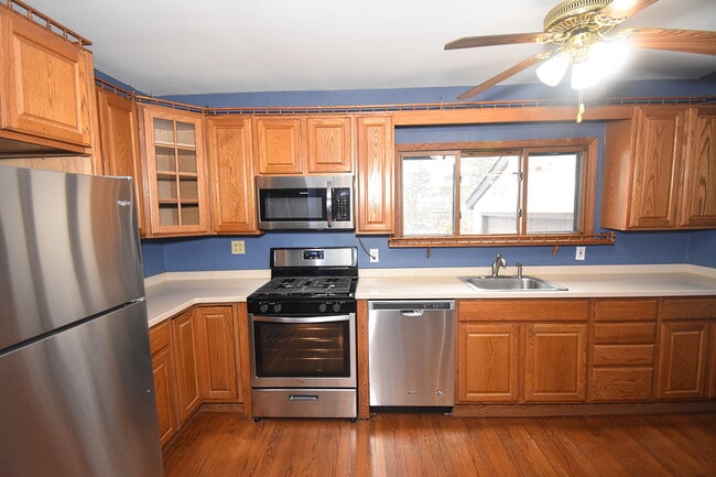 Photo - 224 4th St