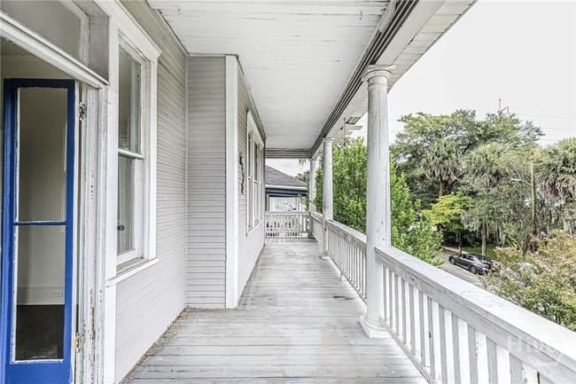 Photo - 316 W 40th St