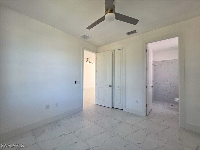 Photo - 4814 30th St SW