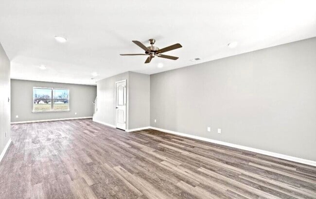 Photo - 249 Candy Apple Ln