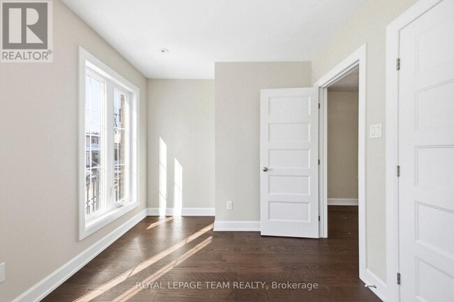 Photo - 7 Gwynne Ave