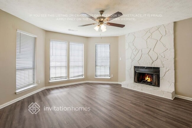 Photo - 680 Wood Path Ct