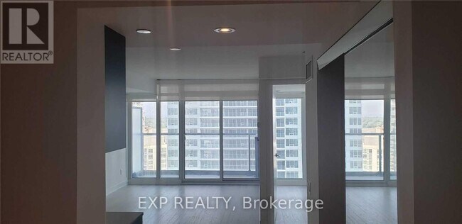 70 Queens Wharf Rd Unit 1901