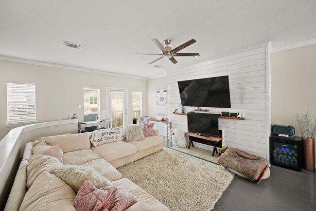 Building Photo - 2605 W Dallas St