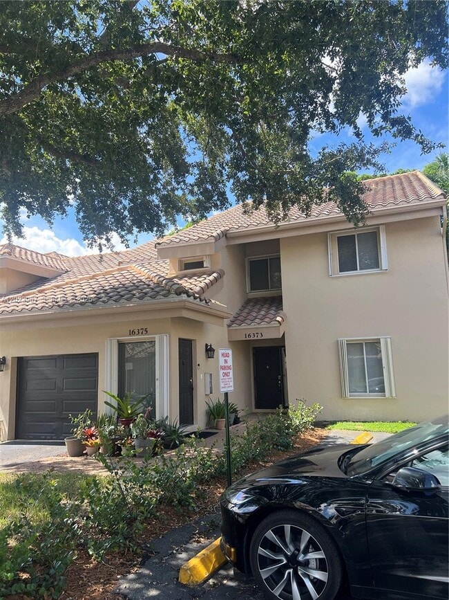 Photo - 16373 Malibu Dr