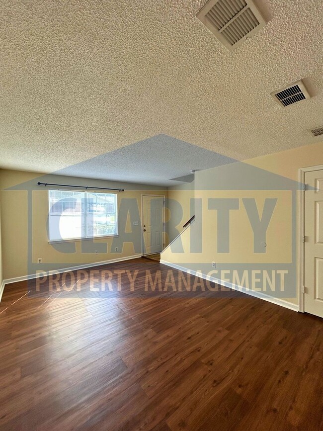 **645 41st Street