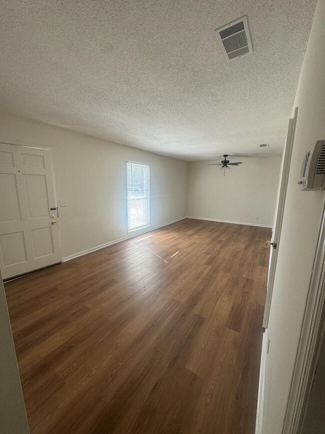 Photo - 4319 Baywood Dr SW