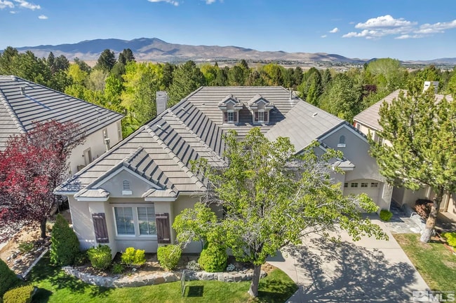 Building Photo - *SHORT TERM LEASE* 5 Bed 2 Bath, Dream Ret... Rental