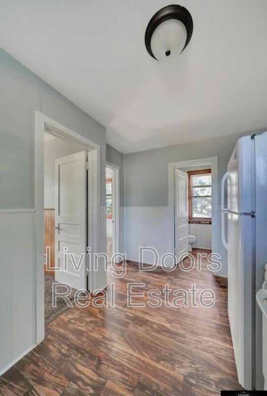 Photo - 350 S 38th St