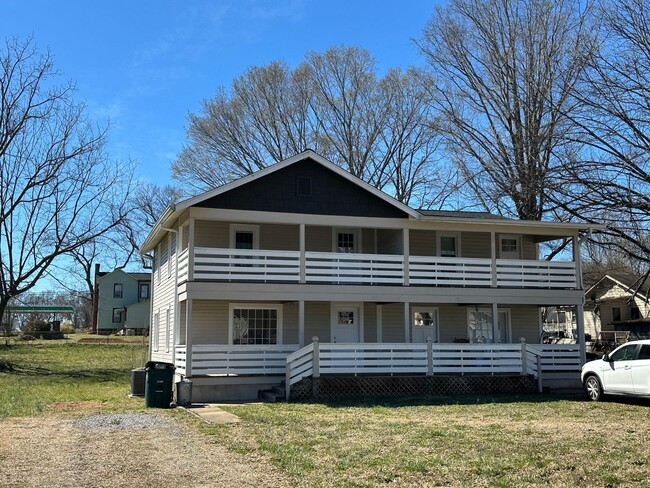 Left Side of Duplex - Left Side of Duplex Casa