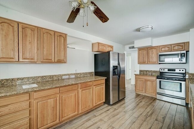 Building Photo - COMING SOON! Charming 3-Bedroom Home Near ASU – Prime Location!