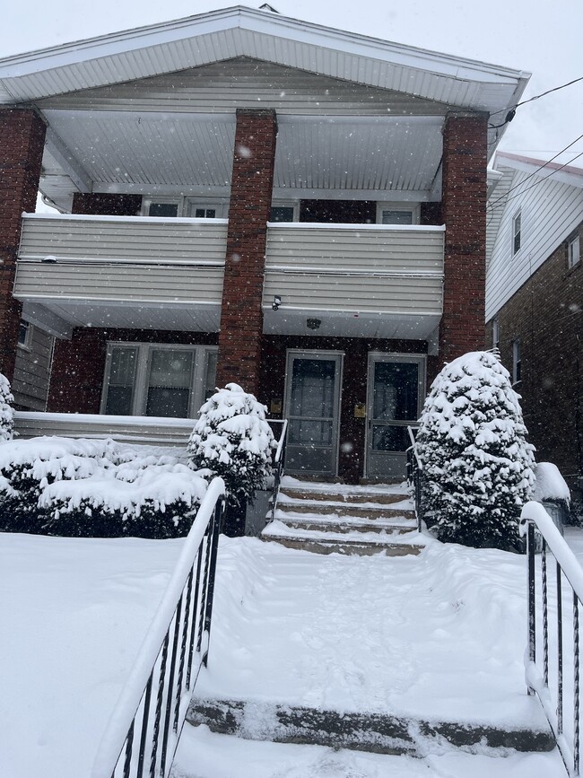 Building Photo - 2619 Schley St