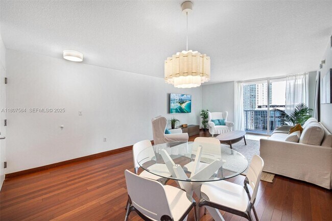 Photo - 1200 Brickell Bay Dr Unit 2824