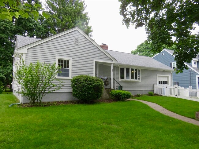 Photo - 10 Samoset Ln