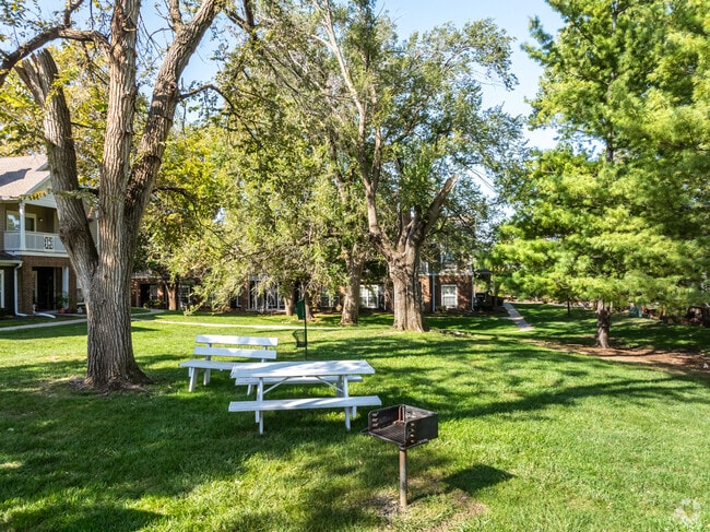 Picnic & Grilling Area