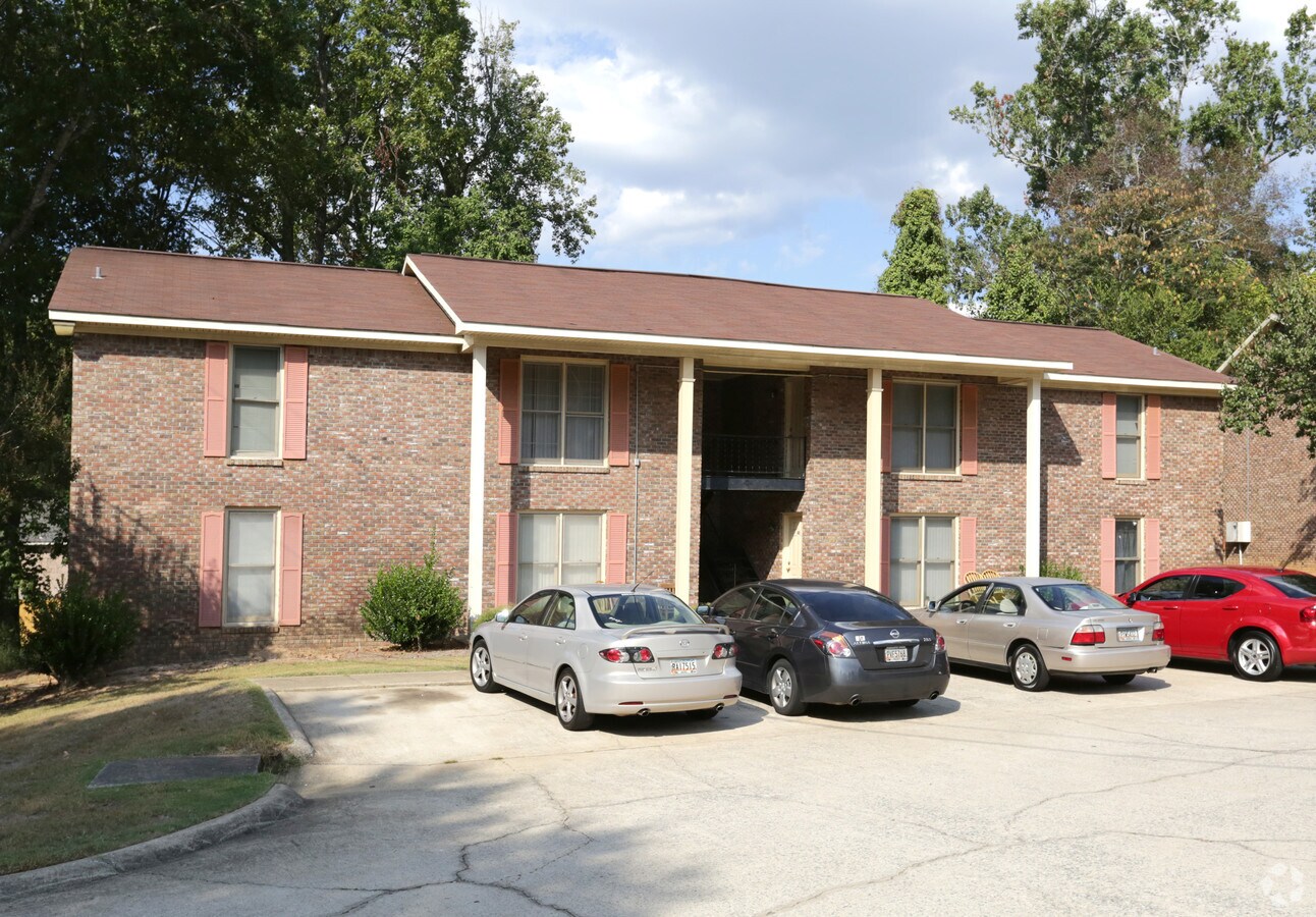 Crossings at Dogwood - Crossings at Dogwood Apartments
