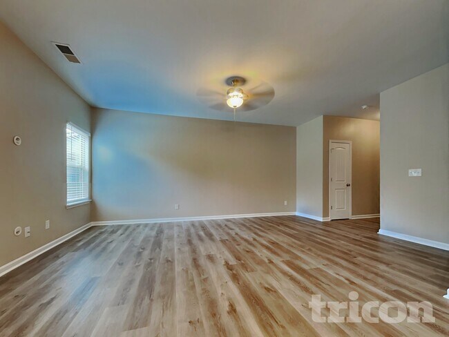 Photo - 777 Galveston Way