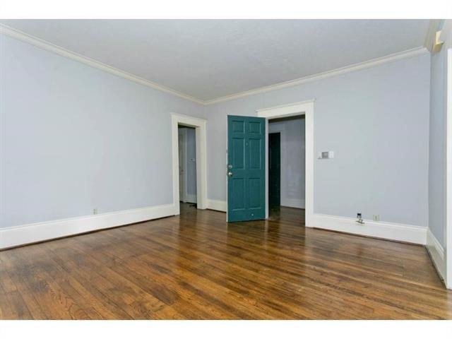 Photo - 4936 Worth St Unidad C